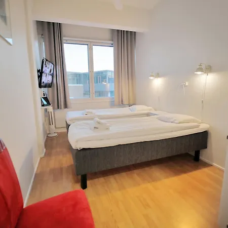 Hotelli Kerava * קראבה